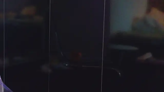 Ivorym00n Chat XXX in diretta