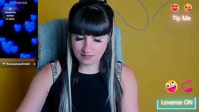 Violla_My XXX чат на живо