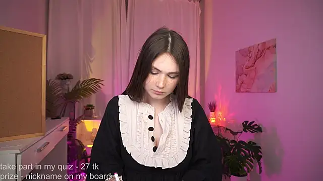 BettyMarlowe XXX чат на живо