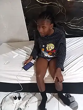 Littletee001 Live XXX-Chat