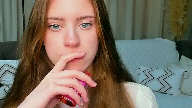 Erica_Kiss 现场XXX聊天
