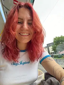 -Straycat-: онлайн-секс-чат