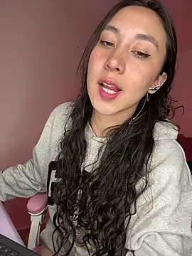 aiko-o live XXX chat