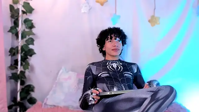 Im_Alejo élő XXX-chatje