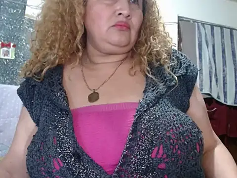 Perla1981-- 라이브 XXX 채팅