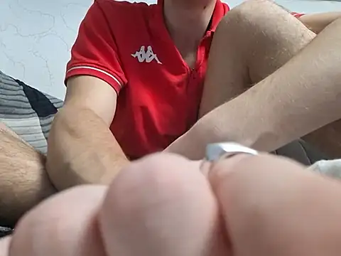 Chat +18 de RayMartino ao vivo
