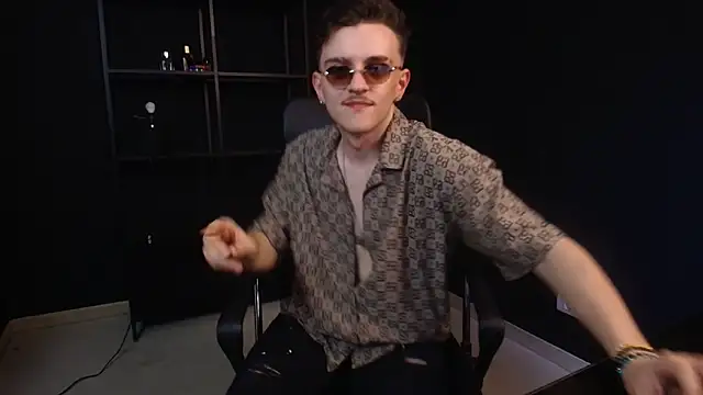 Czat XXX na żywo – FelixStarkk