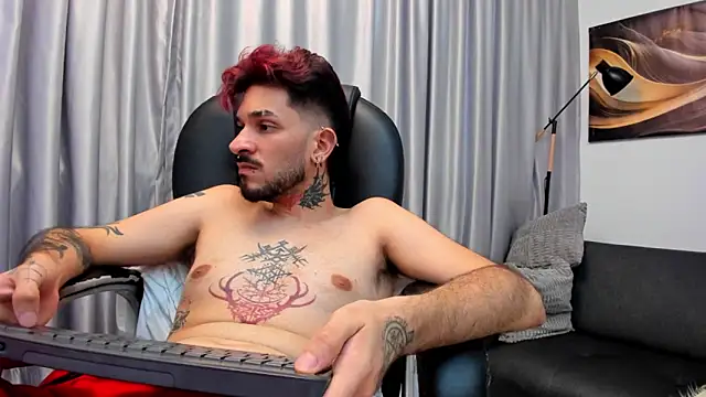 Chat +18 de Jonathan_Soto ao vivo