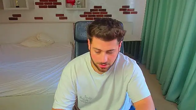 Онлайн чат XXX DaxGreer