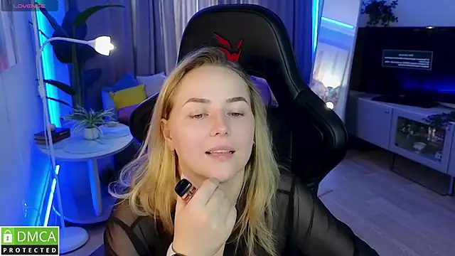 Chat +18 de Mira_Mermayd ao vivo