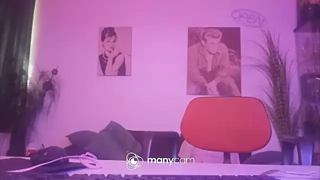 der_dino30のライブXXXチャット