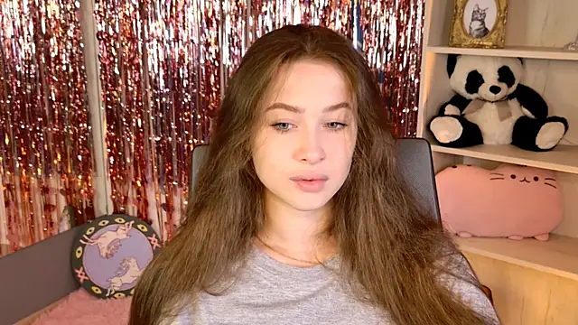 ArielSykes Adlı Modelin Canlı XXX Sohbeti