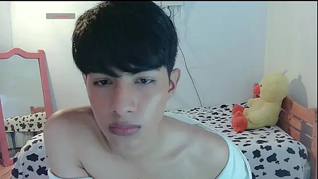 Chatroom XXX en direct de phuwin_bj