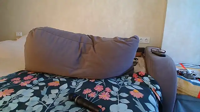 Brionia's Live XXX Chat