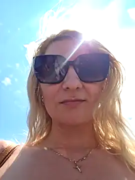 Chat XXX ao vivo de KaylinJan