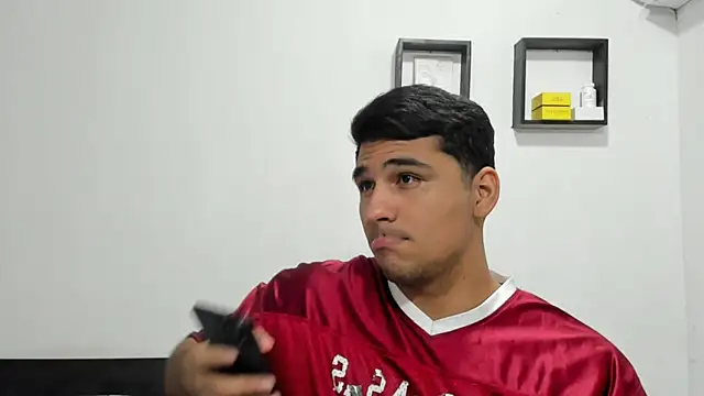 Thiago_bel Chat XXX live