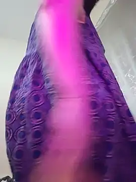 _Joulia_ Adlı Modelin Canlı XXX Sohbeti