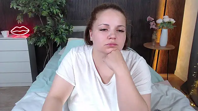 Crazyy_girl_'s Live XXX Chat