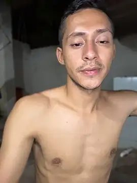 Boy_hot- Show in webcam