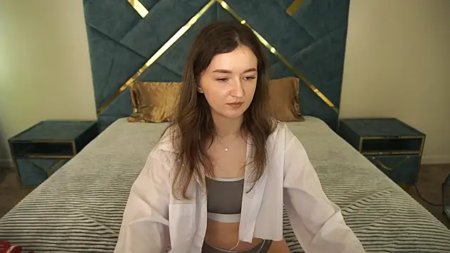 CyrenaLuxe live XXX chat