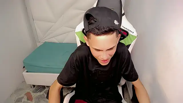 Živý XXX chat sombra_18