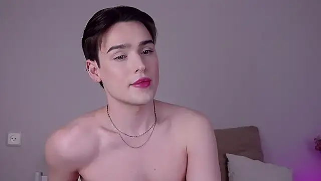 RobbyCharming Adlı Modelin Canlı XXX Sohbeti