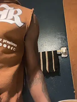 Dambaby25 Show in webcam