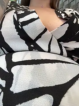 CrazyTori's Live XXX Chat