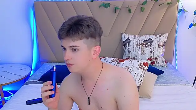 Miless_Cooper 라이브 XXX 채팅