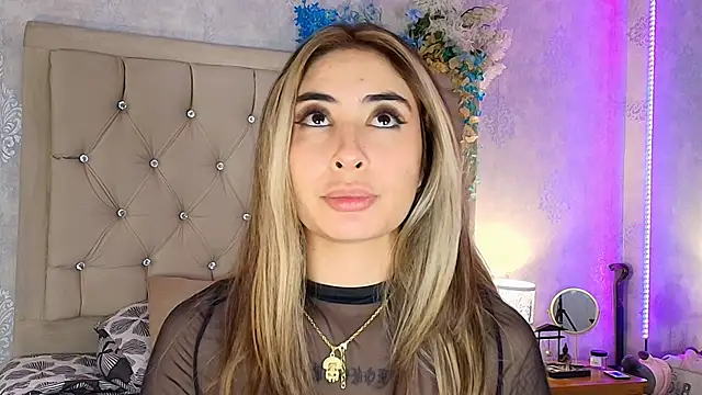Онлайн чат XXX nini_love01