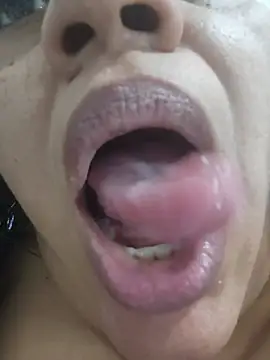 violetpolo's Live XXX Chat
