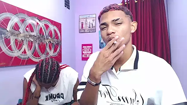 black_twinks' Live XXX Chat