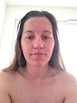 Nicole-Ray's Live XXX Chat