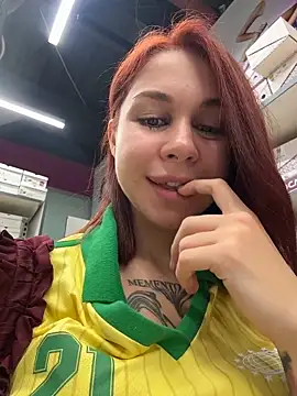 RosieSecret's Live XXX Chat