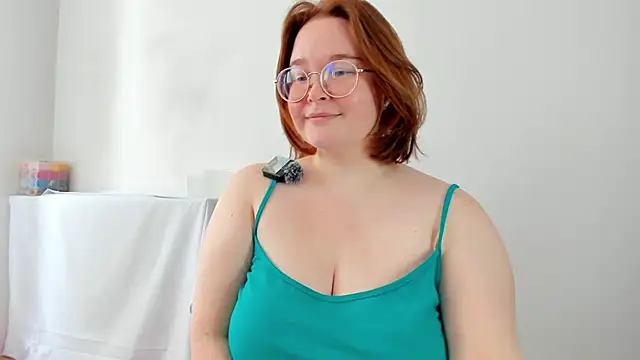 DebbieWoood Chat XXX in diretta
