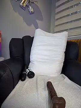 XXX chat uživo modela BonnieRitz