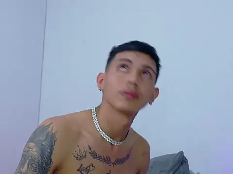 skoook_gray_ live XXX chat