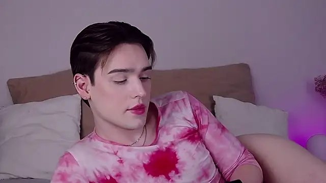 Онлайн чат XXX RobbyCharming