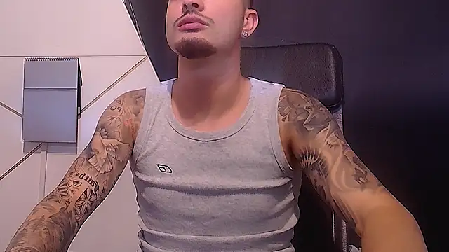 BrandonTate Chat XXX live