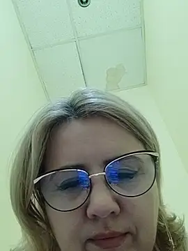 LustyyX – Naživo XXX chat