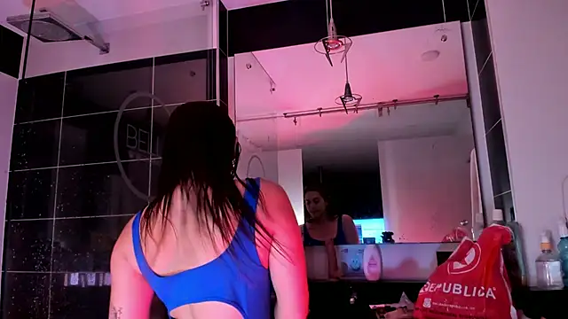 Chat XXX Live SaraAlvarezx
