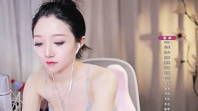 Zoe-99's Live XXX Chat