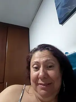 EmmaJhomson Adlı Modelin Canlı XXX Sohbeti