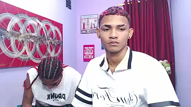 Živý XXX chat black_twinks