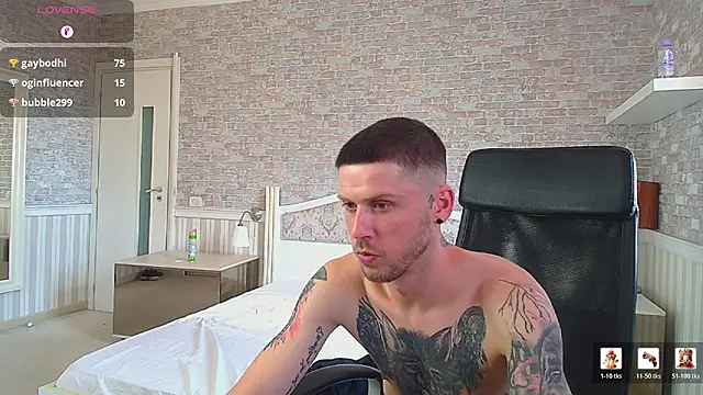 JonahShaw's Live XXX Chat