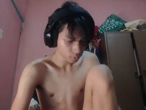 Kyoshi_19 Live XXX Chat
