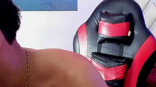 Czat XXX na żywo – kai_storm77