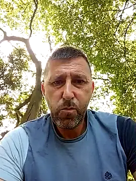 BZH45 – Live XXX-chat
