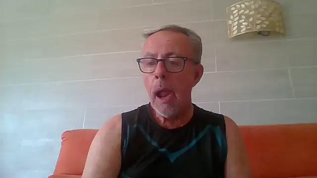 Chat XXX en directo de tuggy59