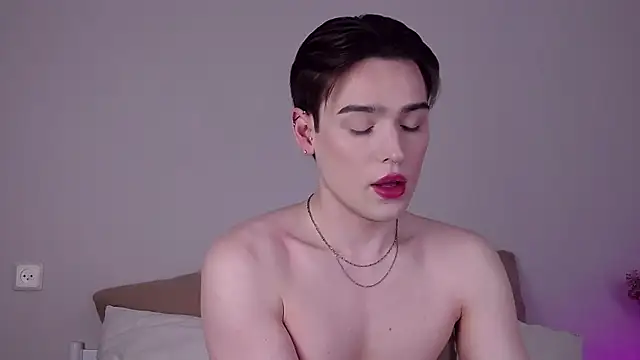 RobbyCharming: απευθείας  συνομιλία ΧΧΧ